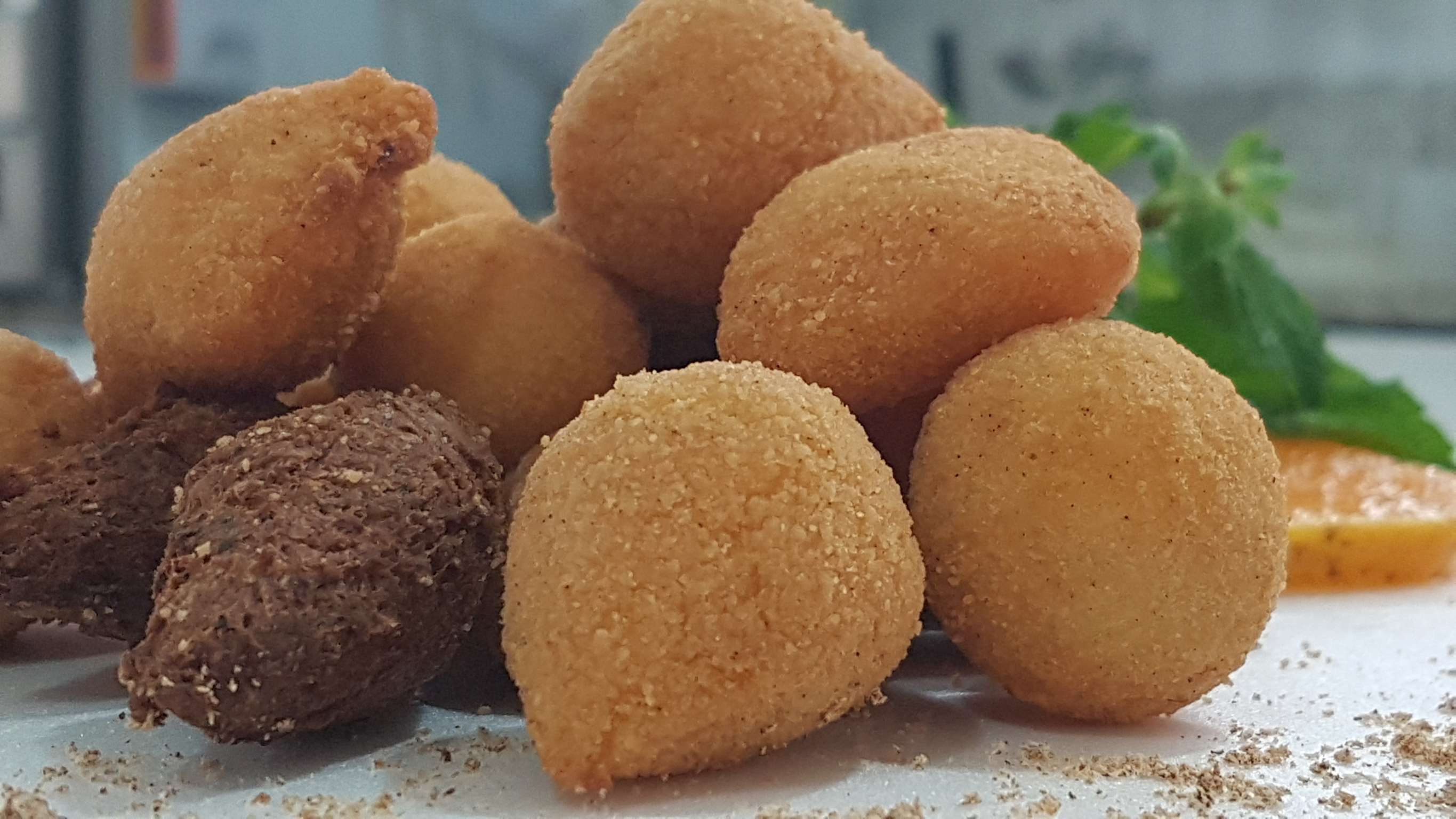 Bolinho de queijo para festa