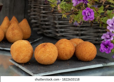 Bolinho de queijo para festa de aniversário